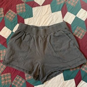 OGLmove A-Line Patch Pocket Relaxed Shorts